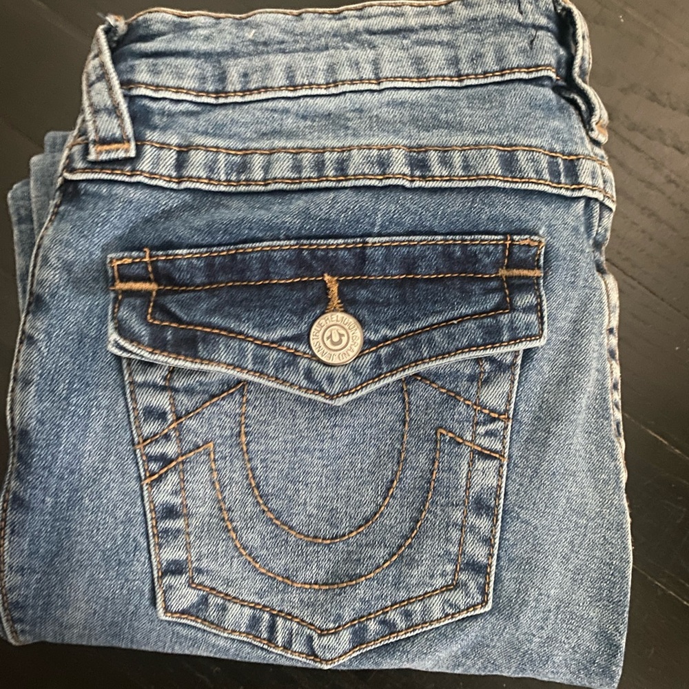 New without tags jeans. Never worn. Pet free smoke free home.